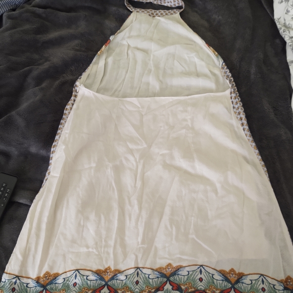 Summer Lined Backless Dress - Picture 3 of 4